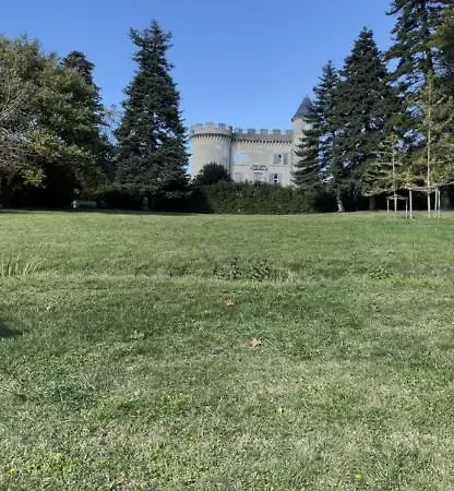 Апартаменты Le Chateau Emile Loubet - Entier La Begude-de-Mazenc